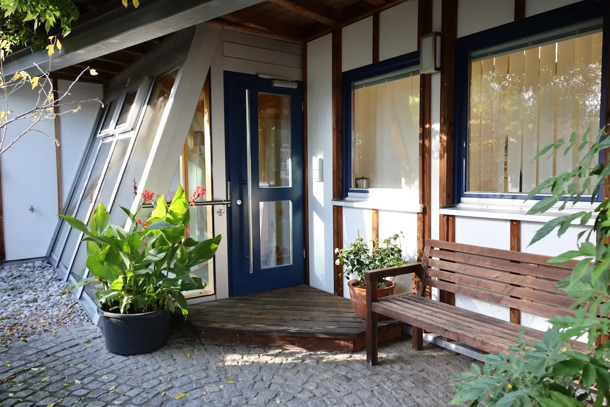 Praxiseingang in Fronhofen